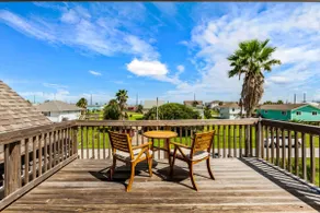 Luxury Comfort Near the Beach with Sunrise Views - Image 3