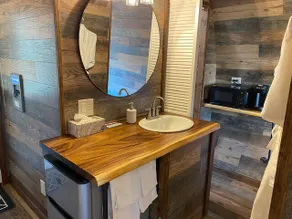 MERLOT CABIN - Image 3