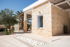 TERRA E SOLE spa suite Aegina - Image 3