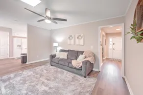 Charleston Lux w/King Bed&Games! - Image 5