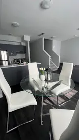 Rooftop Patio 2BR • 5 mins to Falls • Free Parking - Image 5