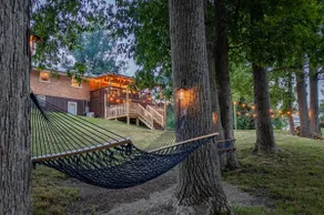 Coal Miners Casa*Pizza Oven*Hot Tub*10 Min to NRG - Image 3