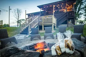Coal Miners Casa*Pizza Oven*Hot Tub*10 Min to NRG - Image 2
