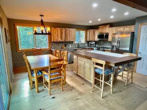 Private Lake, remodeled, sleeps 12 in beds, K9s OK - Image 5