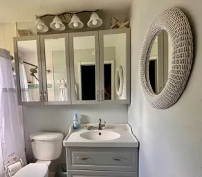 Cozy Oasis Charming 1 Bedroom Casita - Image 5