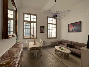 At Mag and Ju's - Image 3