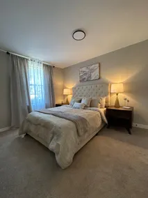 Beautiful home! 8 min from Dwntn - Image 5