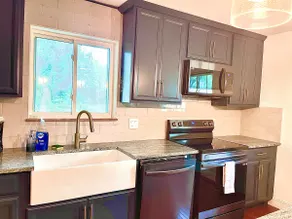 Okemos ranch house - Image 5