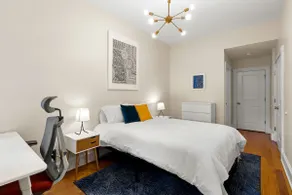 Luxury 4BR near Harvard/MIT w/ King Beds+Parking! - Image 5