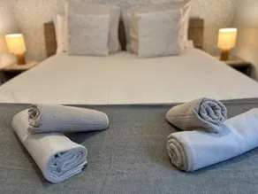 Hypercenter | Sleeps 4 | Air conditioning | Terrace | Parking - Image 5