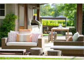 Romantic Couples Getaway - Image 4
