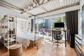 Mount Pleasant Live & Work Loft - Image 2
