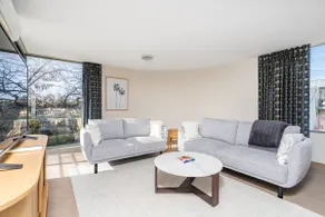 Howitt Place Apt minutes to Parliamentary Triangle - Image 5