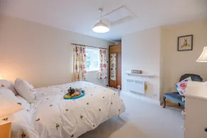No. 10, The Cottage - Image 4