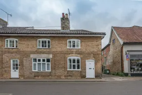 No. 10, The Cottage - Image 5