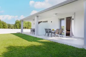 Garden Apartment - Image 3