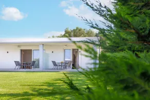 Garden Apartment - Image 4