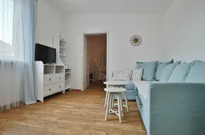 Big Meder's only house - Image 2