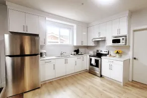 Maple Ridge 2 Bedroom Private Terrace Suite - Image 3