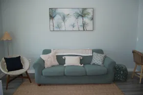 Paradise Palms - Walk to Beach! - Image 3