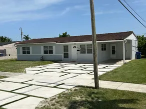 Spacious 4BR/2 bath house in Westchester - Image 3