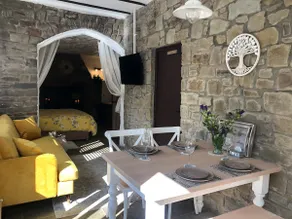 Olli's Cottage-Terrace & Jacuzzi optional - Image 5