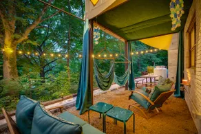 Private Close to Doughboys ETSU Downtown FirePit - Image 2