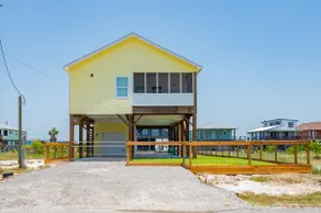 Yellowtail Flats. New house on Canal in Rockport - Image 2