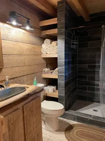 Pin Oak Cabin - Image 3
