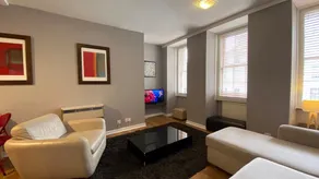 Royal Mile Apartment, Sleeps 4 - Image 4