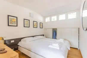 Casa Elea_ Panoramic Attic in City Center - Image 2