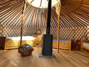 Traditional Mongolian Darhan Yurt - Image 4