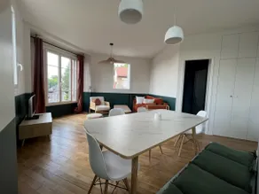 Bright apartment – Suresnes - Image 2