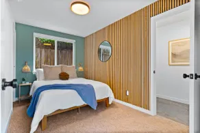 Modern, Cozy 2 bedroom Family Friendly Home. - Image 3