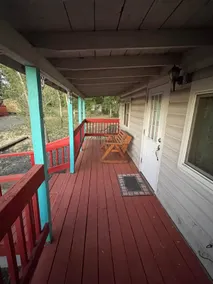 Mountain Avenue Cozy Cabin - Image 5