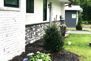 The Maples - Hot Tub, EV Charger - Image 3