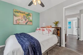The Fla-Ming-home - Image 5