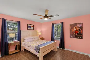 Friends TV House - Sleeps 8 - N. Jackson - So Fun - Image 4