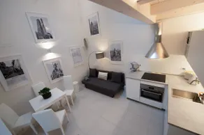 Modern Wooden Loft Bologna Center - Image 5