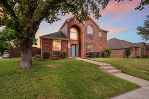 Cozy home w pool BBQ media rm near DFW sleep10-12 - Image 3