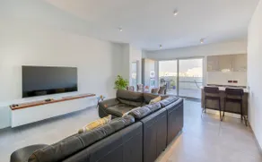 Central POOL Penthouse, by Annitchka boutique - Image 5