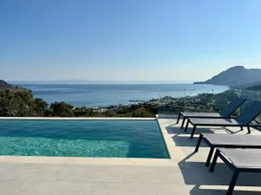 Skyline Iconic Villa - Image 2