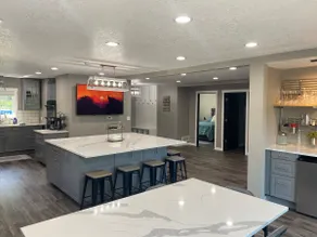 Suites on Cedar - Modern, River/Lakefront! - Image 2