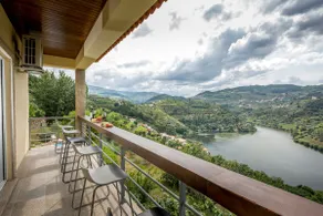 Experience Douro's beauty, 3BR, 3BA scenic villa - Image 3