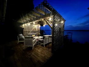 Hollyhock Beach House! - Image 4