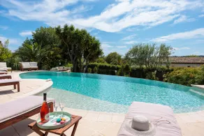 Villa Sole Suite 1 - Pool, AC & Parking - Image 4