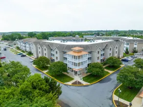 Large Condo at Sandbar Village - Image 3
