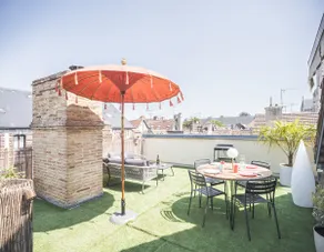 The Rooftop - Cathedral view - Image 4