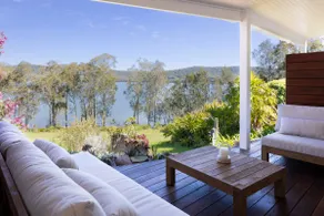 2 bed Lake Front Villa at The Moorings Lakehouse. - Image 4