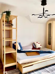 Large apartment + view – parking & equipped - Image 2